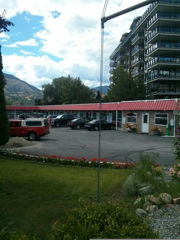 Holiday House Motel Penticton Exterior foto